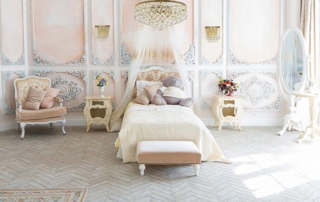 Потолочная люстра Castellana Castellana E 1.3.46.602 G