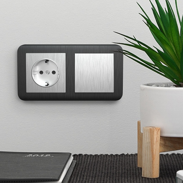 Выключатель Встраиваемые механизмы серебряный рифленый W1110009